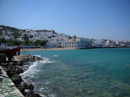 07 Mykonos harbor