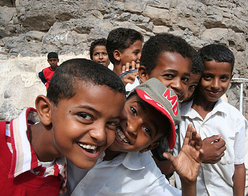 05 Schoolboys at Old Aqueduct, Aden, Yemen