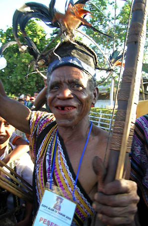 15 Indonesian man with typical beetle juice mouth