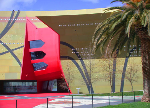 DSCN8422 Museum Architecture, Canberra