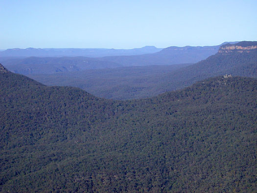 DSCN3653 Typical Blue Haze Entering  Blue Mountains