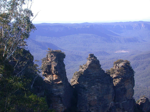 DSCN3658 The Three Sisters