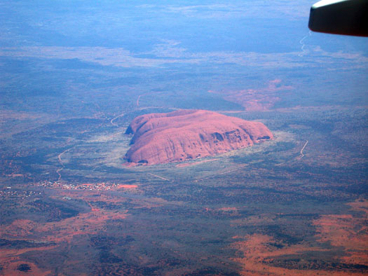 DSCN8515 Uluru (Ayers Rock) from the Air