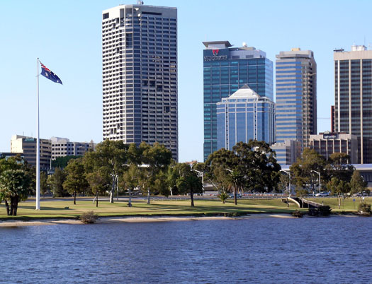 DSCN9248 Perth Skylline