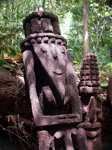 DSCN6777 Tree Fern Carving in Gaua
