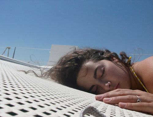 20 Kaela sleeping on the net