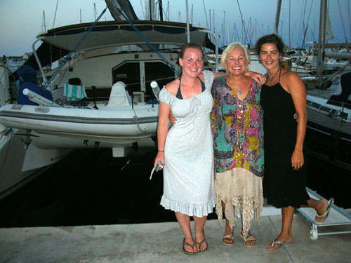 40 Three women ready for a night on the town, Tropea