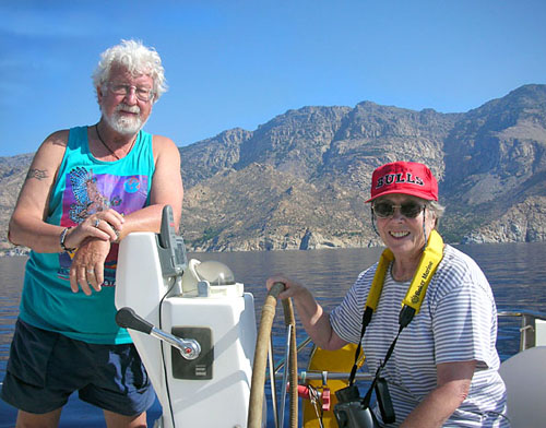 05 Gunter with Helga at the helm