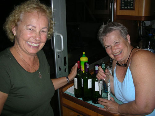 04 Ret and Lois. The bar is open