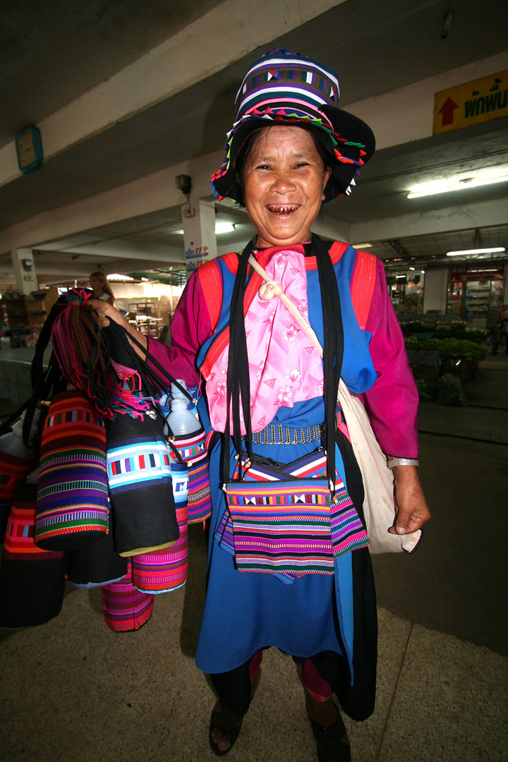 8  The vendor Lois bought from