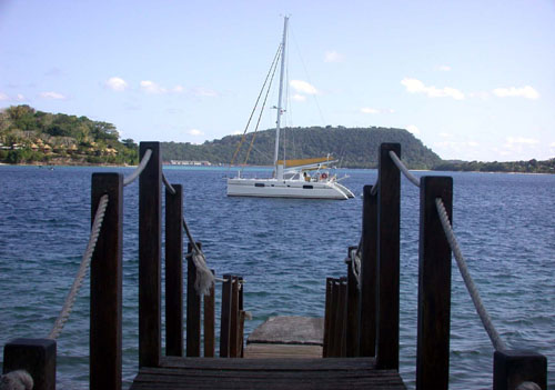 DSCN6283YeloasSeenfromDockatRossis