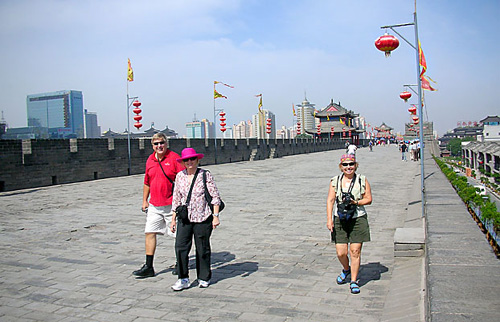 06 Walking the City Wall