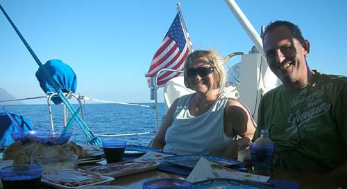 01 It's sundowner time with Nadlers