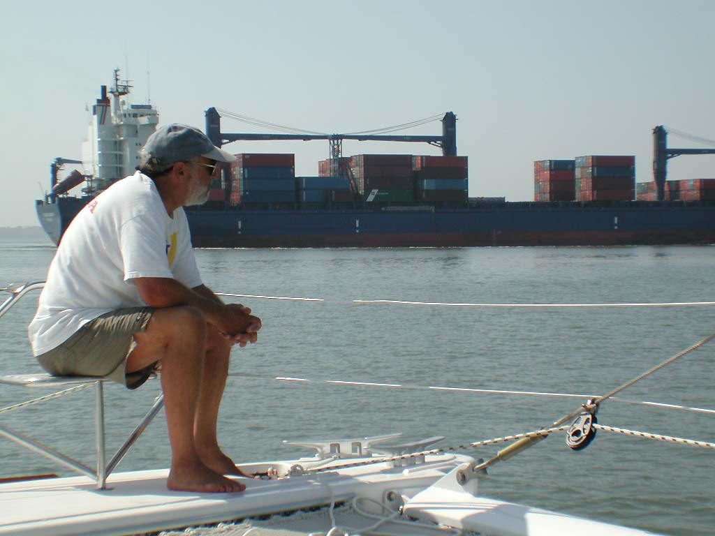 RichardatPulpitFreighterinBackgroundCartagena