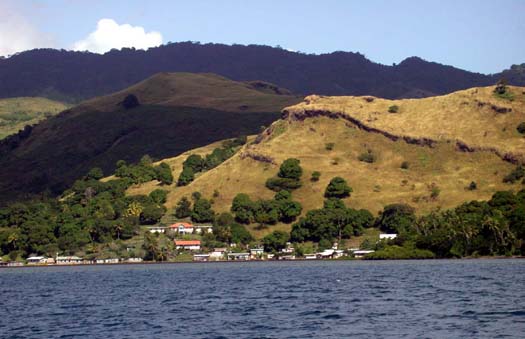 DSCN5117 Village Along Viti Levu Coast