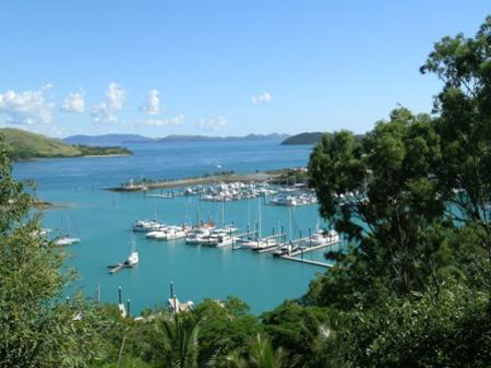 05 Hamilton Island Harbor