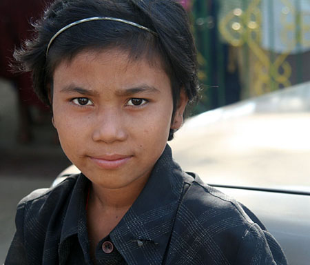 32 My little friend at the ferry to Yele Paya