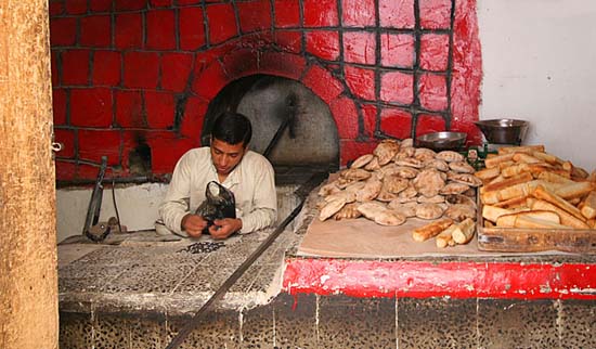 20 Breadmaker counting his change