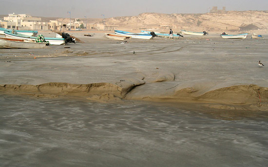 17 At the seashore, Taqah