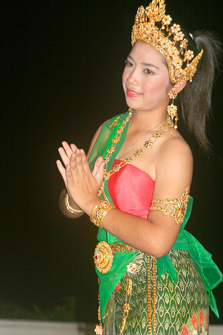 7 Performer at Homestay