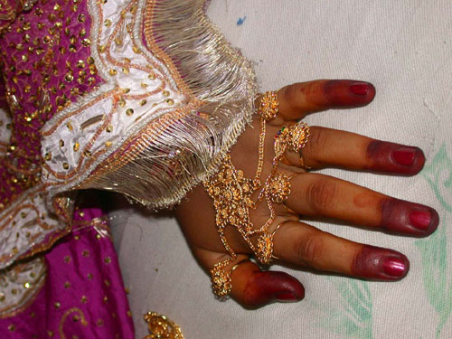 DSCN2043HennaHands