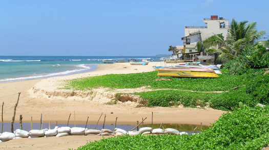 DSCN9923 Sandbagged Fishing Port