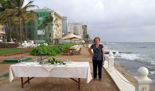 DSCN9969  Seaside Dining, Colombo