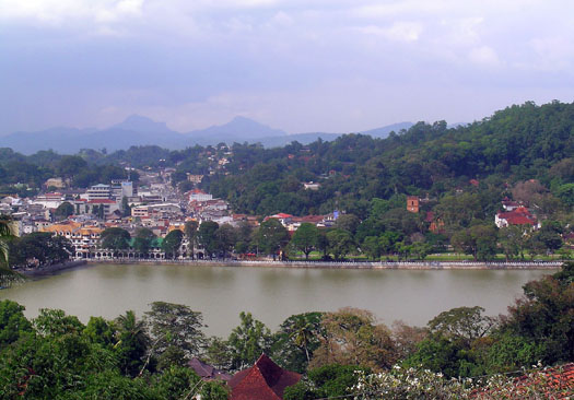DSCN0075 The Village of Kandy