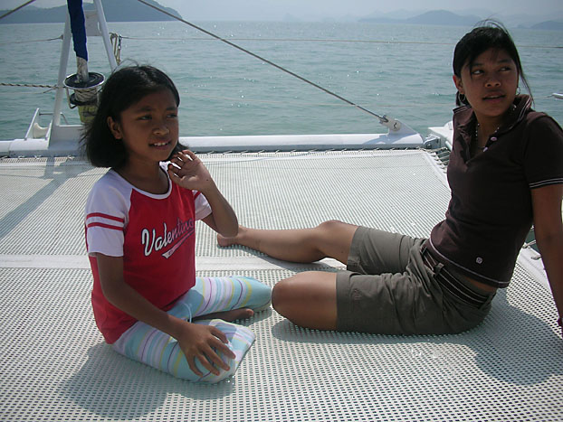 02  Enjoying the net